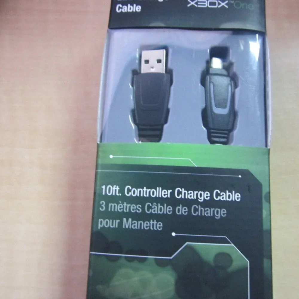 10ft NEW DREAMGEAR DGXB1-6602 XBOX ONE LED CHARGING CABLE JG 01